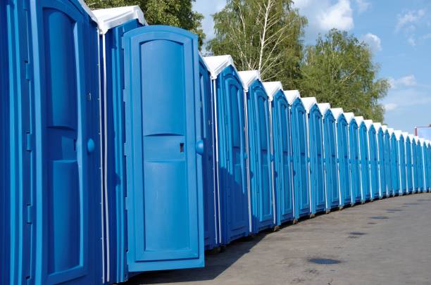 Porta potty delivery and setup in Waukon, IA